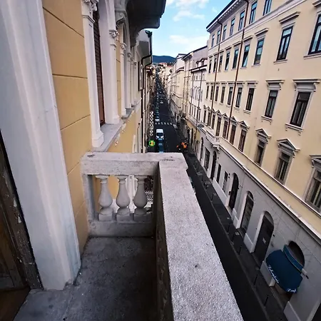 Brioni Szálloda 2*