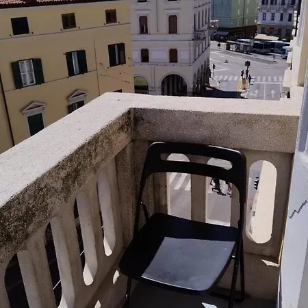 Brioni Otel Trieste